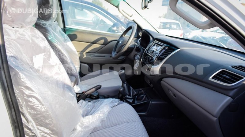 Big with watermark mitsubishi l200 bumthang import dubai 1828