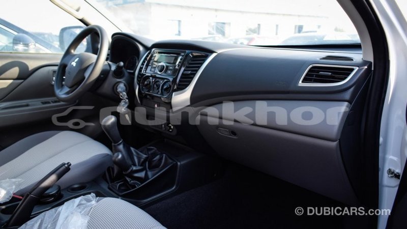 Big with watermark mitsubishi l200 bumthang import dubai 1828