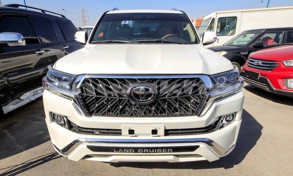 Buy Import Toyota Land Cruiser White Car in Import - Dubai in Bumthang Buy Import Toyota Land Cruiser White Car in Import - Dubai in Bumthang