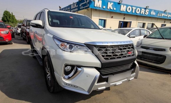 Buy Import Toyota Fortuner White Car in Import - Dubai in Bumthang Buy Import Toyota Fortuner White Car in Import - Dubai in Bumthang