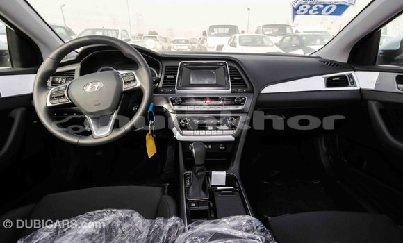 Buy Import Hyundai Sonata White Car in Import - Dubai in Bumthang Buy Import Hyundai Sonata White Car in Import - Dubai in Bumthang