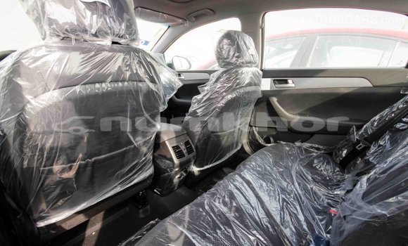 Buy Import Hyundai Sonata White Car in Import - Dubai in Bumthang Buy Import Hyundai Sonata White Car in Import - Dubai in Bumthang