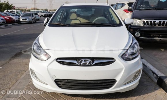 Buy Import Hyundai Accent White Car in Import - Dubai in Bumthang Buy Import Hyundai Accent White Car in Import - Dubai in Bumthang