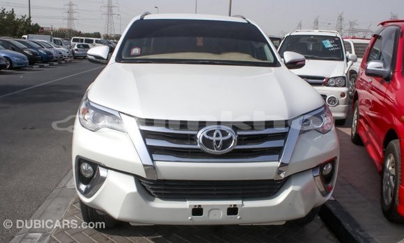 Buy Import Toyota Fortuner White Car in Import - Dubai in Bumthang Buy Import Toyota Fortuner White Car in Import - Dubai in Bumthang