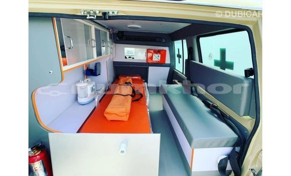 Buy Import Toyota Land Cruiser Beige Car in Import - Dubai in Bumthang Buy Import Toyota Land Cruiser Beige Car in Import - Dubai in Bumthang