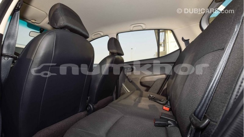 Big with watermark hyundai i10 bumthang import dubai 1865