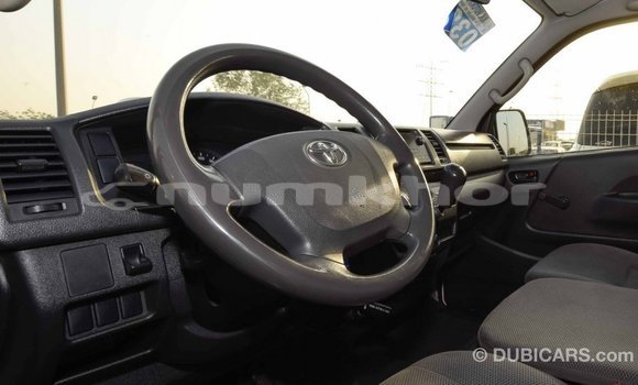 Buy Import Toyota Hiace White Car in Import - Dubai in Bumthang Buy Import Toyota Hiace White Car in Import - Dubai in Bumthang