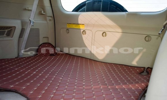 Buy Import Toyota Prado White Car in Import - Dubai in Bumthang Buy Import Toyota Prado White Car in Import - Dubai in Bumthang