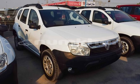 Buy Import Renault Duster White Car in Import - Dubai in Bumthang