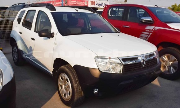 Buy Import Renault Duster White Car in Import - Dubai in Bumthang