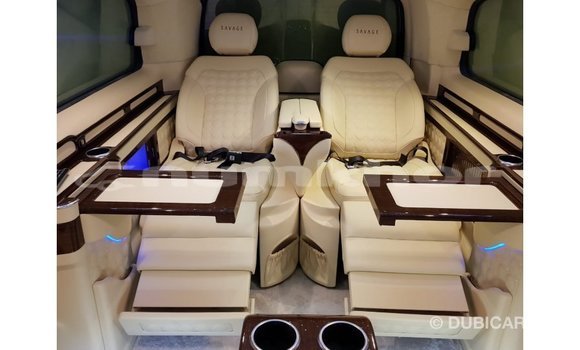 Buy Import Mercedes-Benz 250 Black Car in Import - Dubai in Bumthang Buy Import Mercedes-Benz 250 Black Car in Import - Dubai in Bumthang