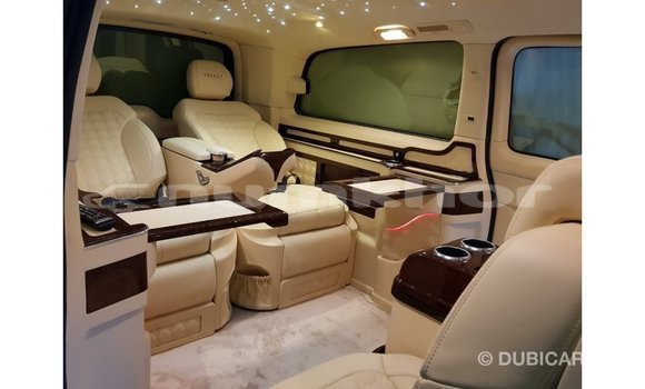 Buy Import Mercedes-Benz 250 Black Car in Import - Dubai in Bumthang Buy Import Mercedes-Benz 250 Black Car in Import - Dubai in Bumthang