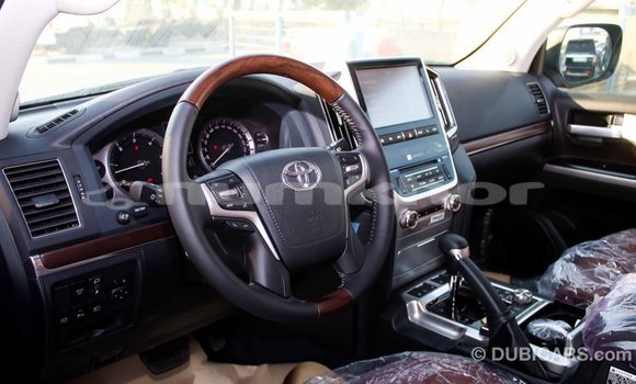 Buy Import Toyota Land Cruiser Black Car in Import - Dubai in Bumthang Buy Import Toyota Land Cruiser Black Car in Import - Dubai in Bumthang