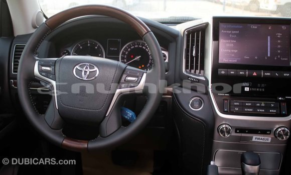 Buy Import Toyota Land Cruiser Black Car in Import - Dubai in Bumthang Buy Import Toyota Land Cruiser Black Car in Import - Dubai in Bumthang