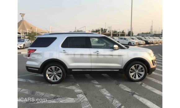 Buy Import Ford Explorer Other Car in Import - Dubai in Bumthang Buy Import Ford Explorer Other Car in Import - Dubai in Bumthang
