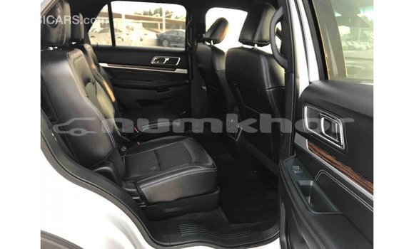 Buy Import Ford Explorer Other Car in Import - Dubai in Bumthang Buy Import Ford Explorer Other Car in Import - Dubai in Bumthang