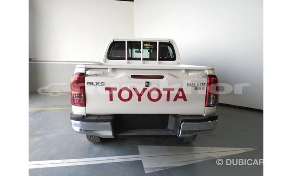 Buy Import Toyota Hilux White Car in Import - Dubai in Bumthang Buy Import Toyota Hilux White Car in Import - Dubai in Bumthang