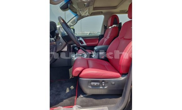 Buy Import Toyota Land Cruiser Black Car in Import - Dubai in Bumthang Buy Import Toyota Land Cruiser Black Car in Import - Dubai in Bumthang