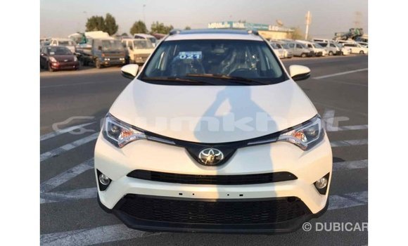 Buy Import Toyota 4Runner White Car in Import - Dubai in Bumthang Buy Import Toyota 4Runner White Car in Import - Dubai in Bumthang