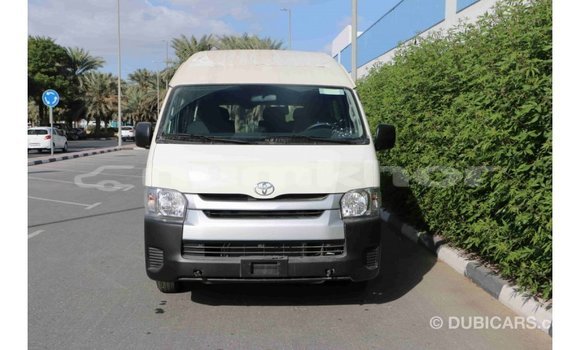 Buy Import Toyota Hiace White Car in Import - Dubai in Bumthang Buy Import Toyota Hiace White Car in Import - Dubai in Bumthang