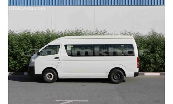Buy Import Toyota Hiace White Car in Import - Dubai in Bumthang Buy Import Toyota Hiace White Car in Import - Dubai in Bumthang