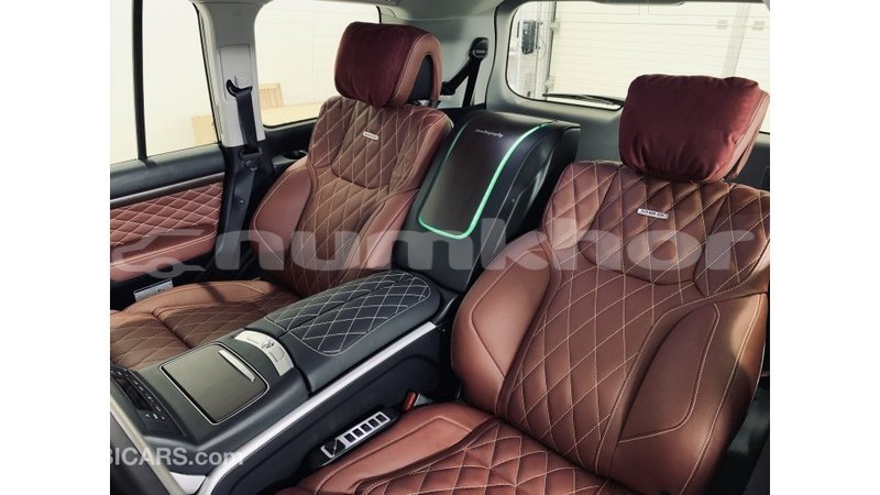 Big with watermark toyota land cruiser bumthang import dubai 1921