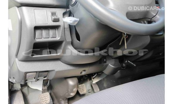 Buy Import Toyota Hiace White Car in Import - Dubai in Bumthang Buy Import Toyota Hiace White Car in Import - Dubai in Bumthang