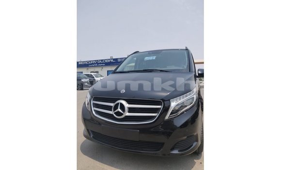 Buy Import Mercedes-Benz 250 Black Car in Import - Dubai in Bumthang Buy Import Mercedes-Benz 250 Black Car in Import - Dubai in Bumthang