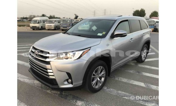 Buy Import Toyota Highlander Other Car in Import - Dubai in Bumthang Buy Import Toyota Highlander Other Car in Import - Dubai in Bumthang