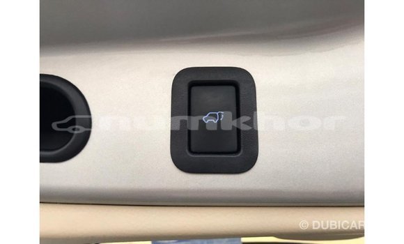 Buy Import Toyota Highlander Other Car in Import - Dubai in Bumthang Buy Import Toyota Highlander Other Car in Import - Dubai in Bumthang