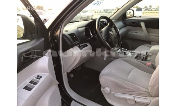 Buy Import Toyota Highlander Black Car in Import - Dubai in Bumthang Buy Import Toyota Highlander Black Car in Import - Dubai in Bumthang