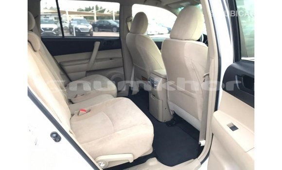 Buy Import Toyota Highlander White Car in Import - Dubai in Bumthang Buy Import Toyota Highlander White Car in Import - Dubai in Bumthang