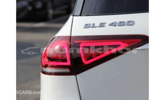 Buy Import Mercedes-Benz GLE White Car in Import - Dubai in Bumthang Buy Import Mercedes-Benz GLE White Car in Import - Dubai in Bumthang