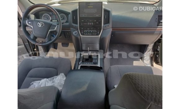 Buy Import Toyota Land Cruiser Other Car in Import - Dubai in Bumthang Buy Import Toyota Land Cruiser Other Car in Import - Dubai in Bumthang