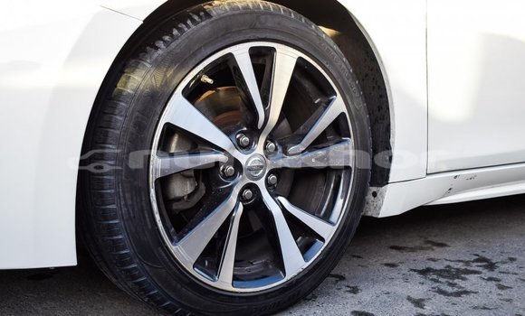 Buy Import Nissan Maxima White Car in Import - Dubai in Bumthang Buy Import Nissan Maxima White Car in Import - Dubai in Bumthang