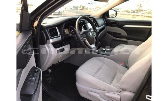 Buy Import Toyota Highlander Black Car in Import - Dubai in Bumthang Buy Import Toyota Highlander Black Car in Import - Dubai in Bumthang
