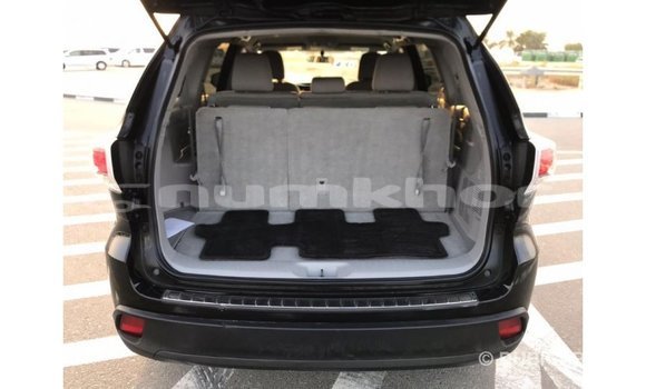 Buy Import Toyota Highlander Black Car in Import - Dubai in Bumthang Buy Import Toyota Highlander Black Car in Import - Dubai in Bumthang