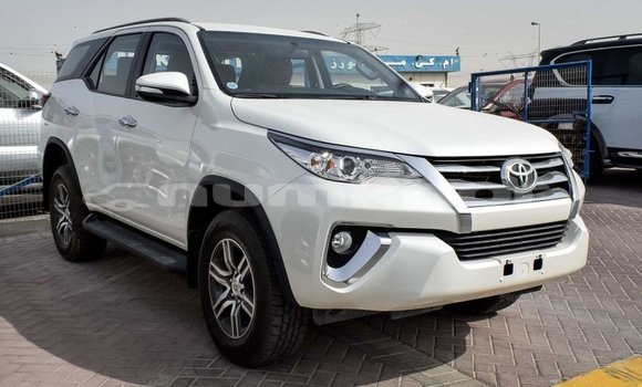 Buy Import Toyota Fortuner White Car in Import - Dubai in Bumthang Buy Import Toyota Fortuner White Car in Import - Dubai in Bumthang