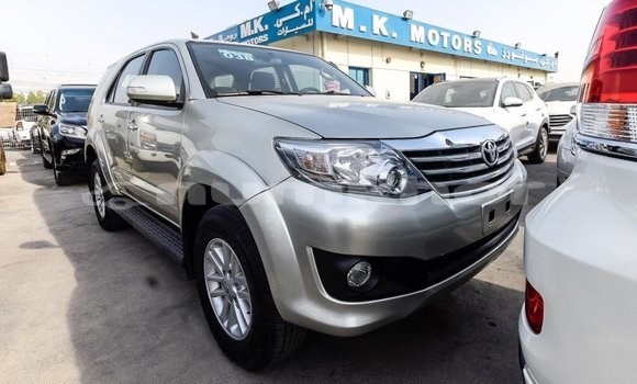 Buy Import Toyota Fortuner Other Car in Import - Dubai in Bumthang Buy Import Toyota Fortuner Other Car in Import - Dubai in Bumthang