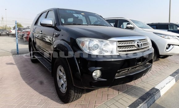 Buy Import Toyota Fortuner Black Car in Import - Dubai in Bumthang Buy Import Toyota Fortuner Black Car in Import - Dubai in Bumthang