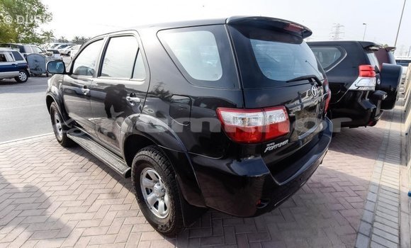 Buy Import Toyota Fortuner Black Car in Import - Dubai in Bumthang Buy Import Toyota Fortuner Black Car in Import - Dubai in Bumthang