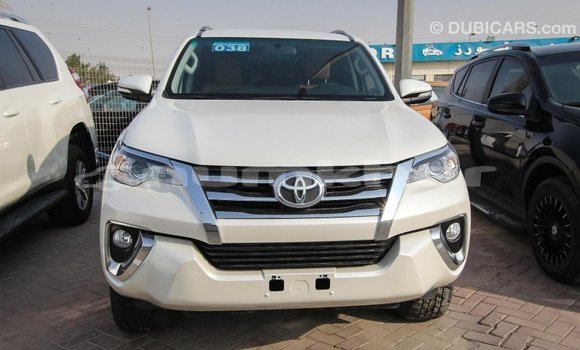 Buy Import Toyota Fortuner White Car in Import - Dubai in Bumthang Buy Import Toyota Fortuner White Car in Import - Dubai in Bumthang