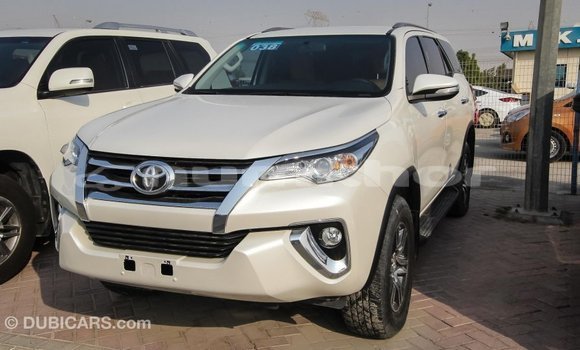 Buy Import Toyota Fortuner White Car in Import - Dubai in Bumthang Buy Import Toyota Fortuner White Car in Import - Dubai in Bumthang