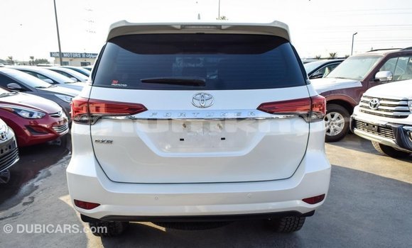 Buy Import Toyota Fortuner White Car in Import - Dubai in Bumthang Buy Import Toyota Fortuner White Car in Import - Dubai in Bumthang