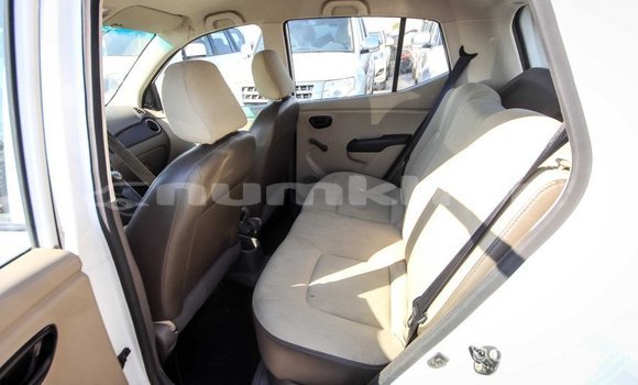 Buy Import Hyundai i10 White Car in Import - Dubai in Bumthang Buy Import Hyundai i10 White Car in Import - Dubai in Bumthang