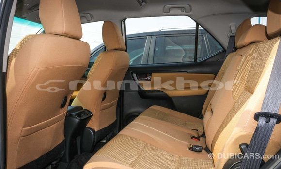 Buy Import Toyota Fortuner White Car in Import - Dubai in Bumthang Buy Import Toyota Fortuner White Car in Import - Dubai in Bumthang