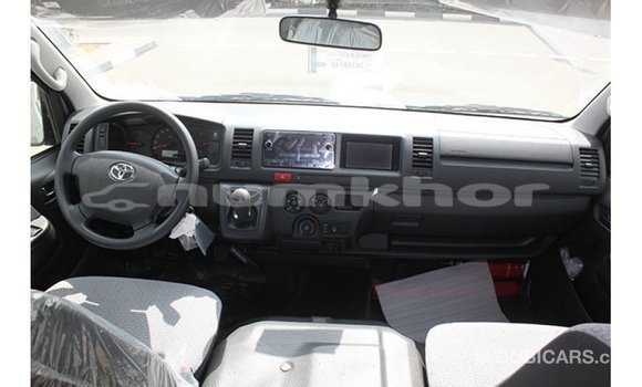 Buy Import Toyota Hiace White Car in Import - Dubai in Bumthang Buy Import Toyota Hiace White Car in Import - Dubai in Bumthang