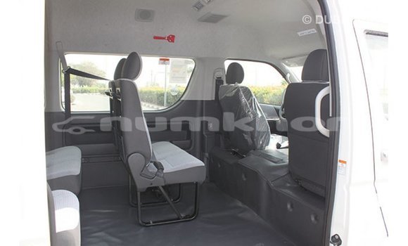 Buy Import Toyota Hiace White Car in Import - Dubai in Bumthang Buy Import Toyota Hiace White Car in Import - Dubai in Bumthang