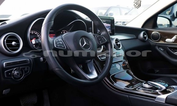 Buy Import Mercedes-Benz 190 Black Car in Import - Dubai in Bumthang Buy Import Mercedes-Benz 190 Black Car in Import - Dubai in Bumthang