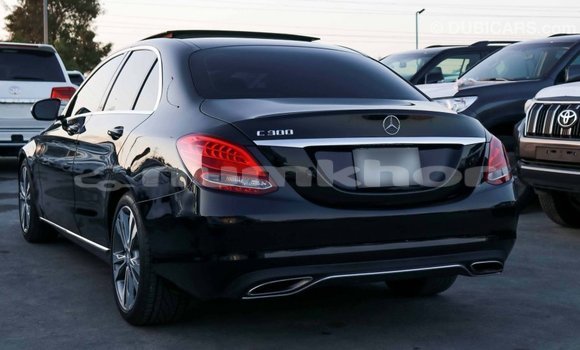 Buy Import Mercedes-Benz 190 Black Car in Import - Dubai in Bumthang Buy Import Mercedes-Benz 190 Black Car in Import - Dubai in Bumthang